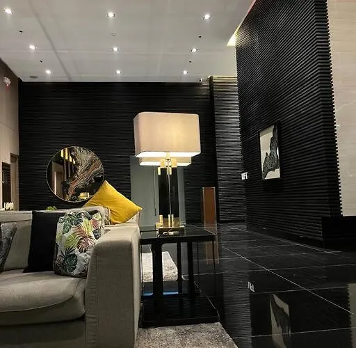 Hygge With Ayala Cbd Makati View! New! *